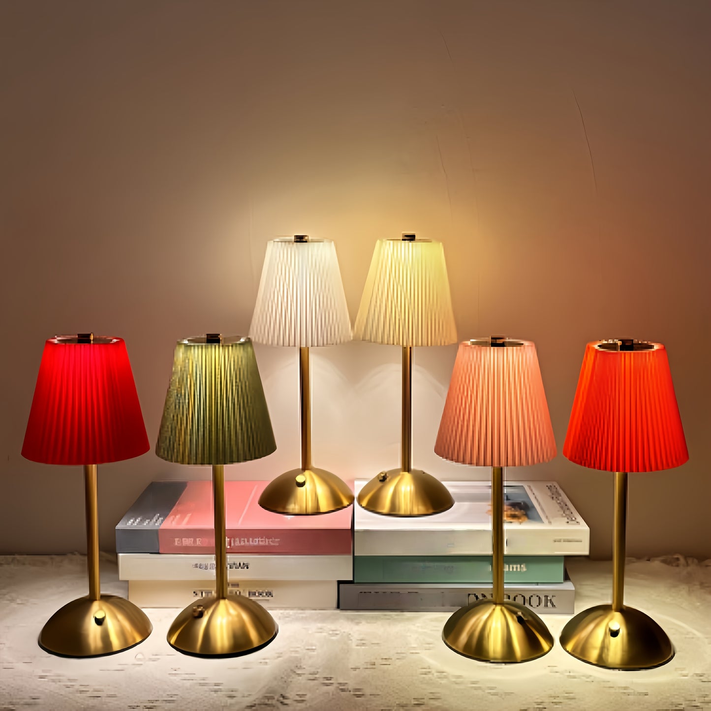 1pc Modern Pleated LED Table Lamp, Touch Control, Adjustable Brightness with Long Press in 3 Color Temperatures, USB Powered, for Indoor Use, Metal Base, Pleated Fabric Lampshade - Bedside Lamp Night Light